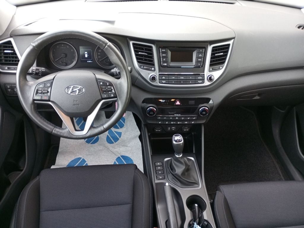 Fahrzeugabbildung Hyundai TUCSON 1.6 GDI 2WD Trend