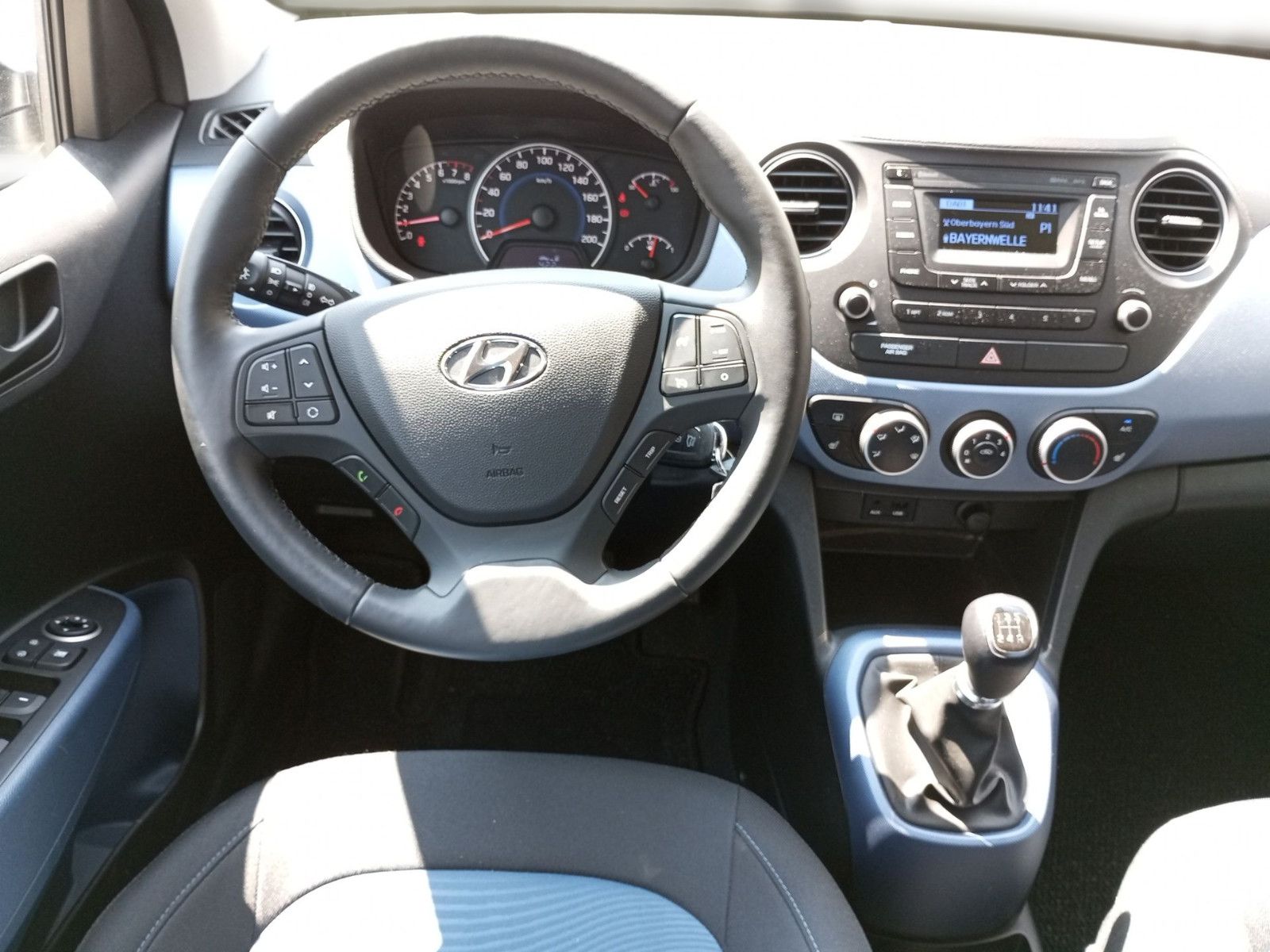 Fahrzeugabbildung Hyundai i10 FL 1.2 Trend Sicherheits+Audiopaket